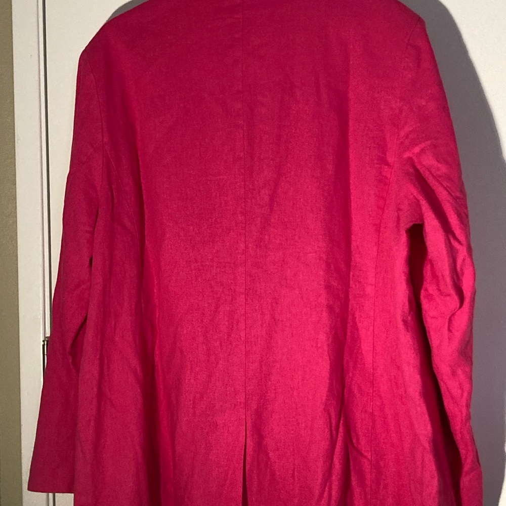 Bar III Pink Blazer with Lapels and Textured Fabric - Picture 3 of 4